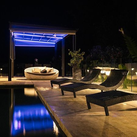 Villa Obsidian, With Staff, Sea View And Walk To Choeng Mon Beach 외부 사진