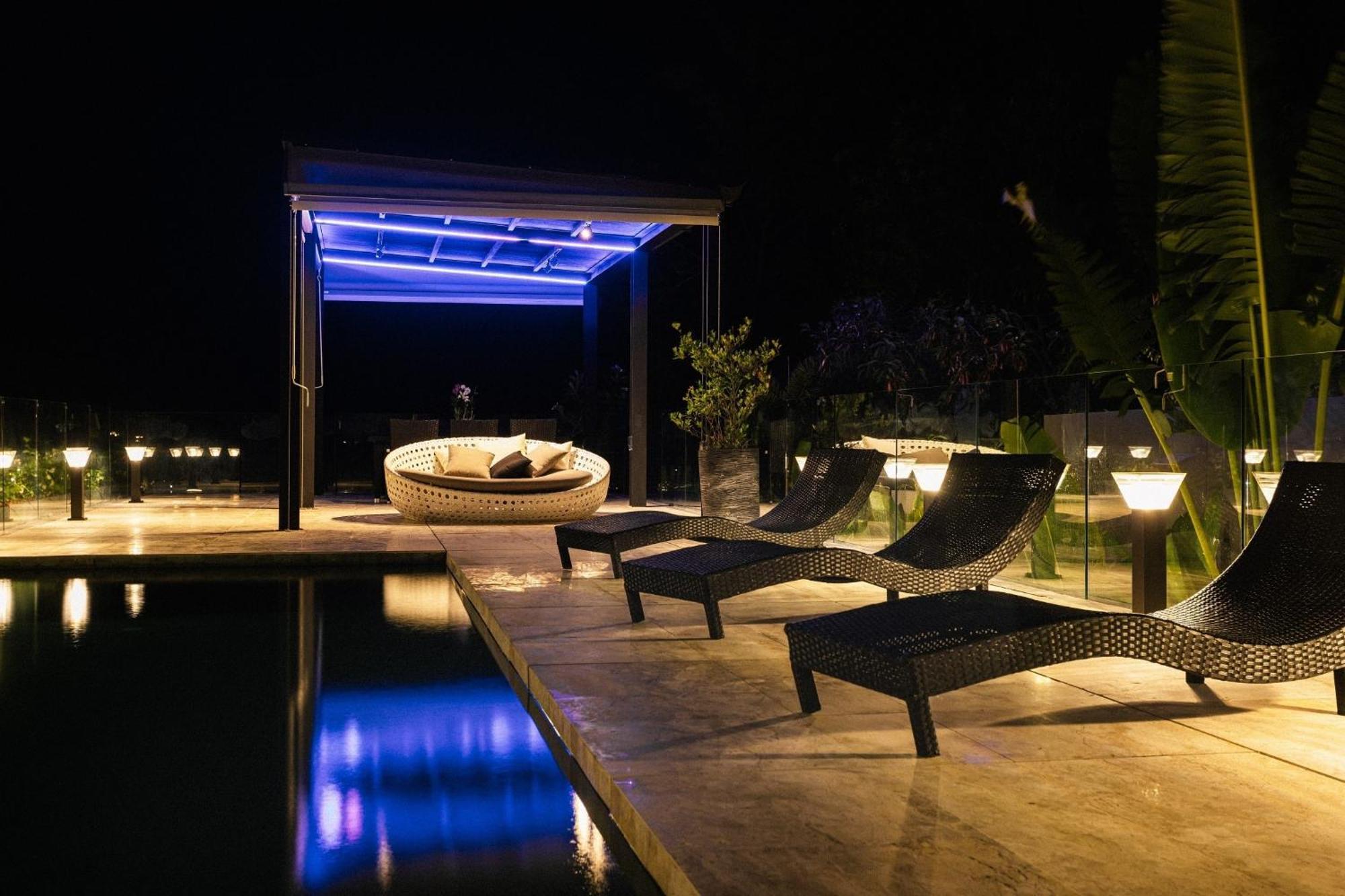 Villa Obsidian, With Staff, Sea View And Walk To Choeng Mon Beach 외부 사진